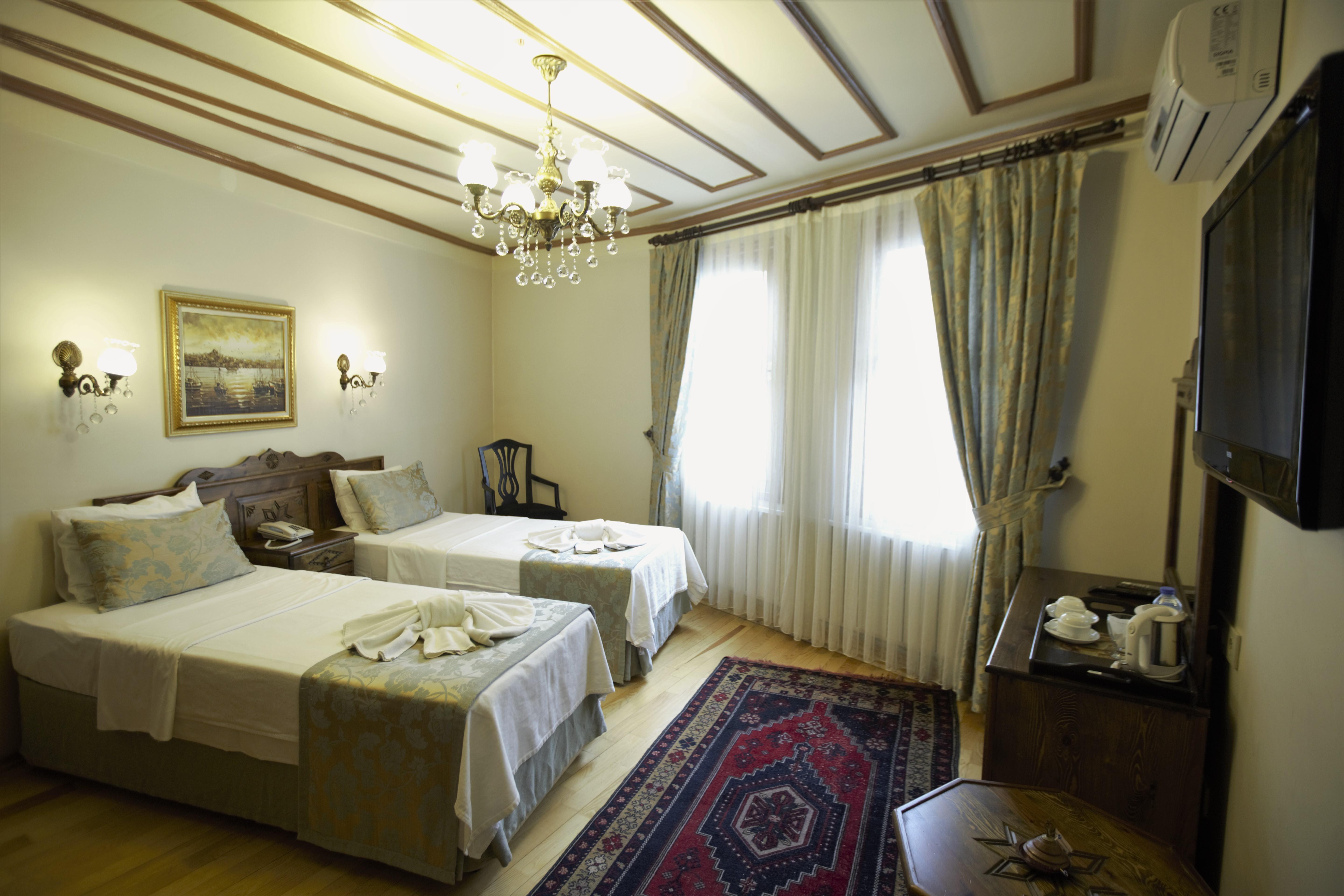 Oba Hotel Istanbul Exterior photo
