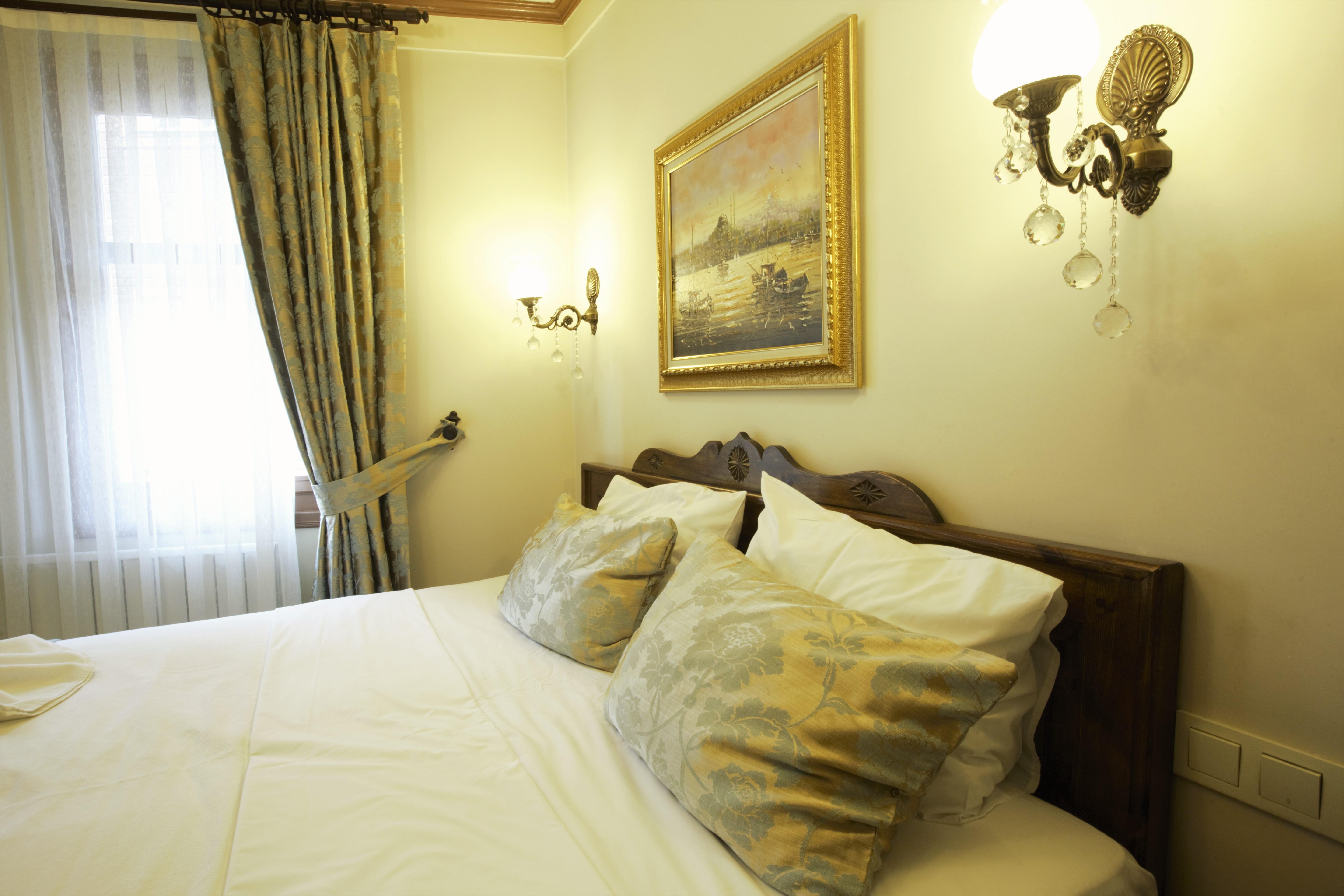 Oba Hotel Istanbul Exterior photo